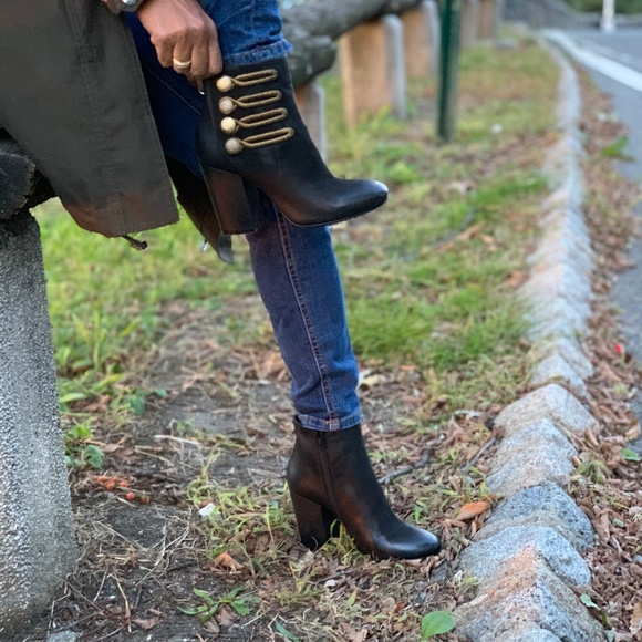 Black Ankle boot Gold Embroidery NEW! - Picture 6 of 6
